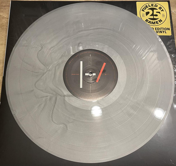 Twenty One Pilots - Blurryface [Silver Vinyl] (7567-86696-3)