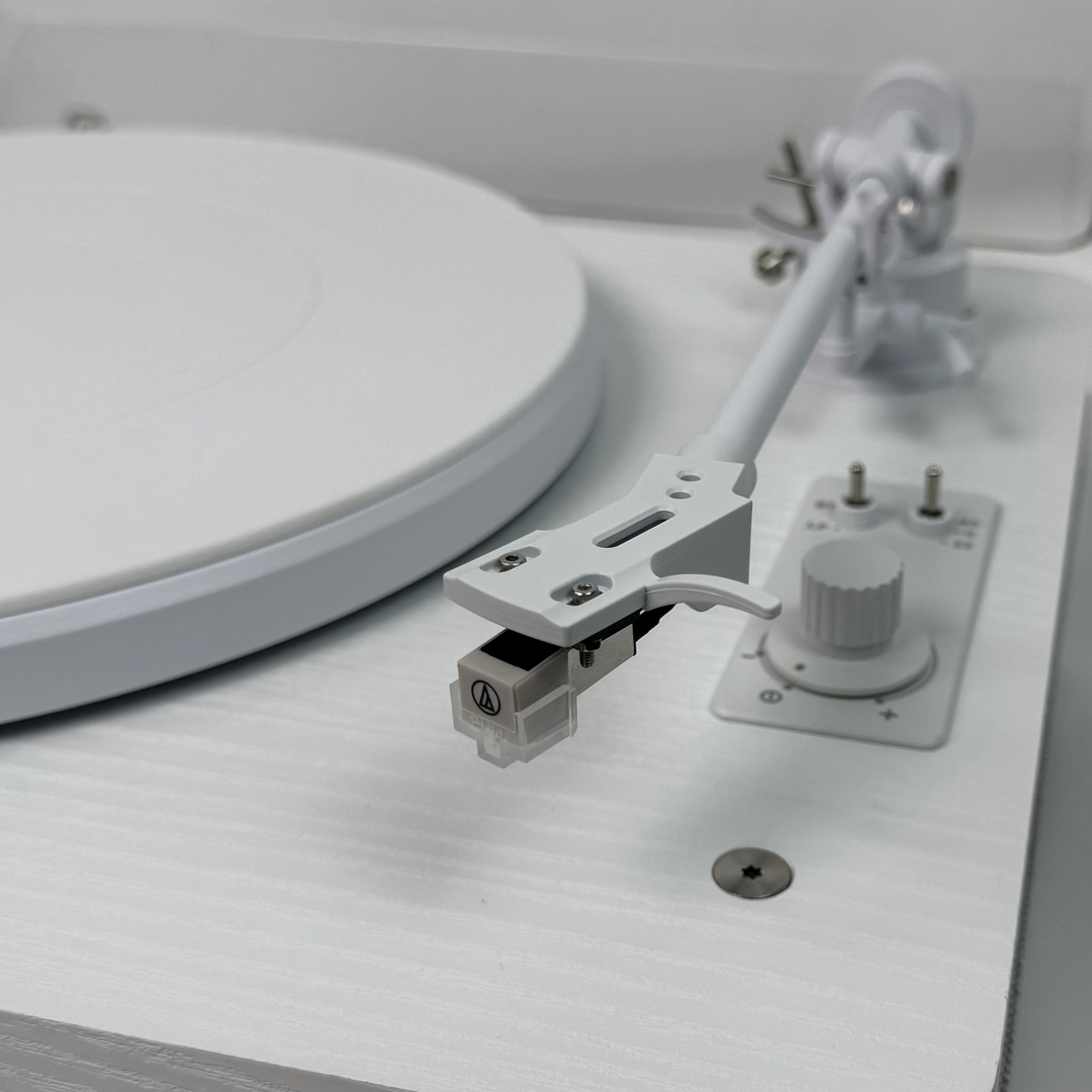 Phaze Audio Adelle siberian white