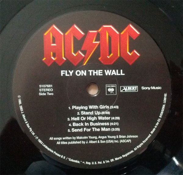 AC/DC - Fly On The Wall (5107681)