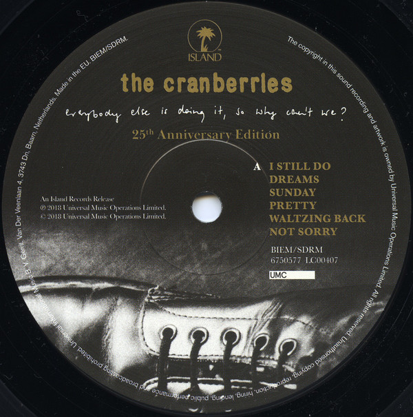 The Cranberries - Everybody Else Is Doing It, So Why Can't We? (6754218)