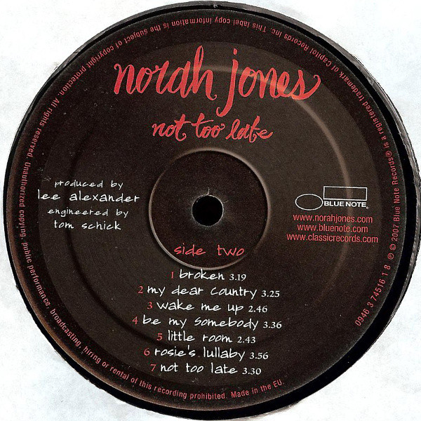 Norah Jones - Not Too Late (0946 3 74516 1 8)