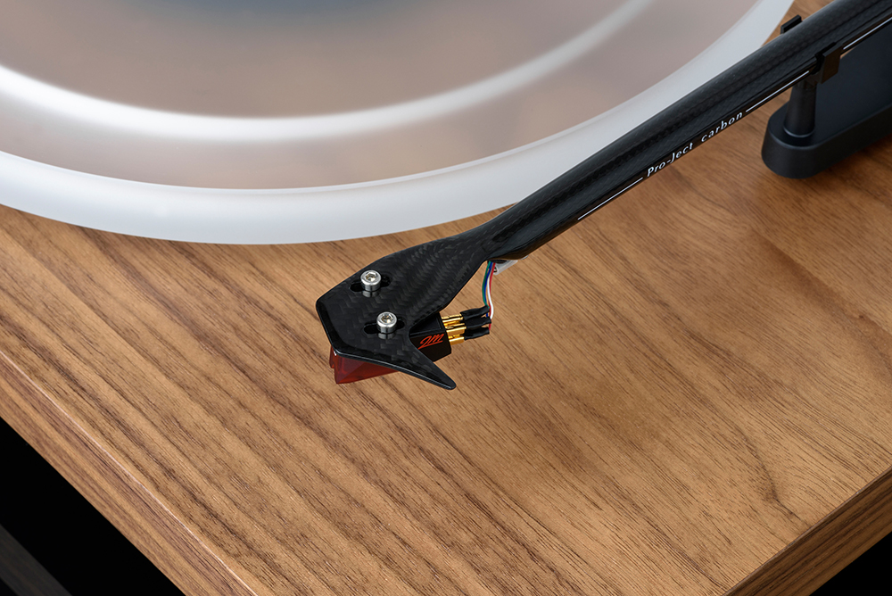 Pro-Ject Debut Carbon RecordMaster HiRes (Ortofon 2M Red) piano black